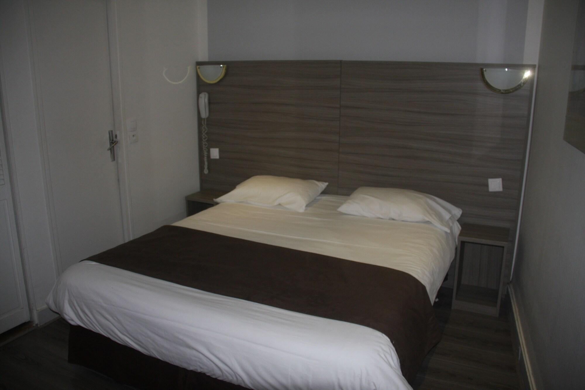 Panam Hotel Paris Gambetta- Place Gambetta-Mairie Du 20 Emme エクステリア 写真