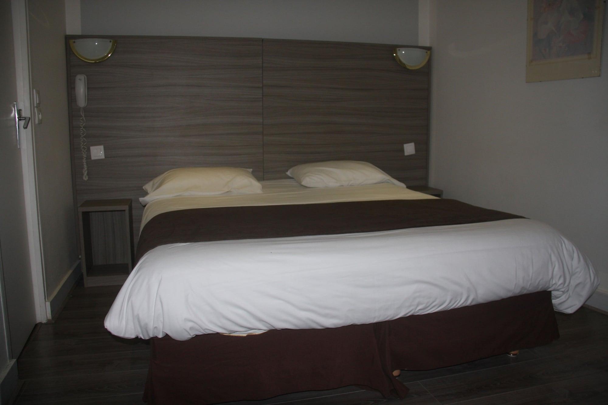 Panam Hotel Paris Gambetta- Place Gambetta-Mairie Du 20 Emme エクステリア 写真