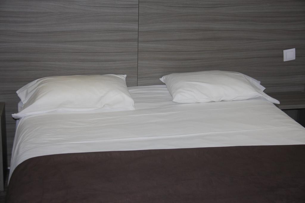 Panam Hotel Paris Gambetta- Place Gambetta-Mairie Du 20 Emme エクステリア 写真